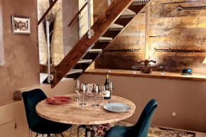 Loft Tour de garde XIVe siècle SARLAT 70 m² Balnéo